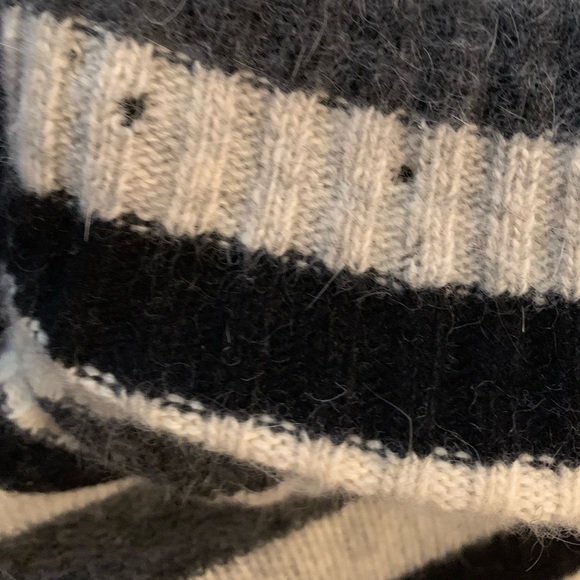 Jonathan Miller at kittyhawk lambs wool striped sweater - Picture 6 of 8